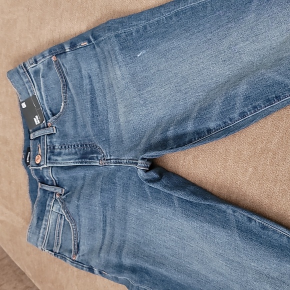 Express Mid Rise Skinny Jeans - Picture 7 of 16